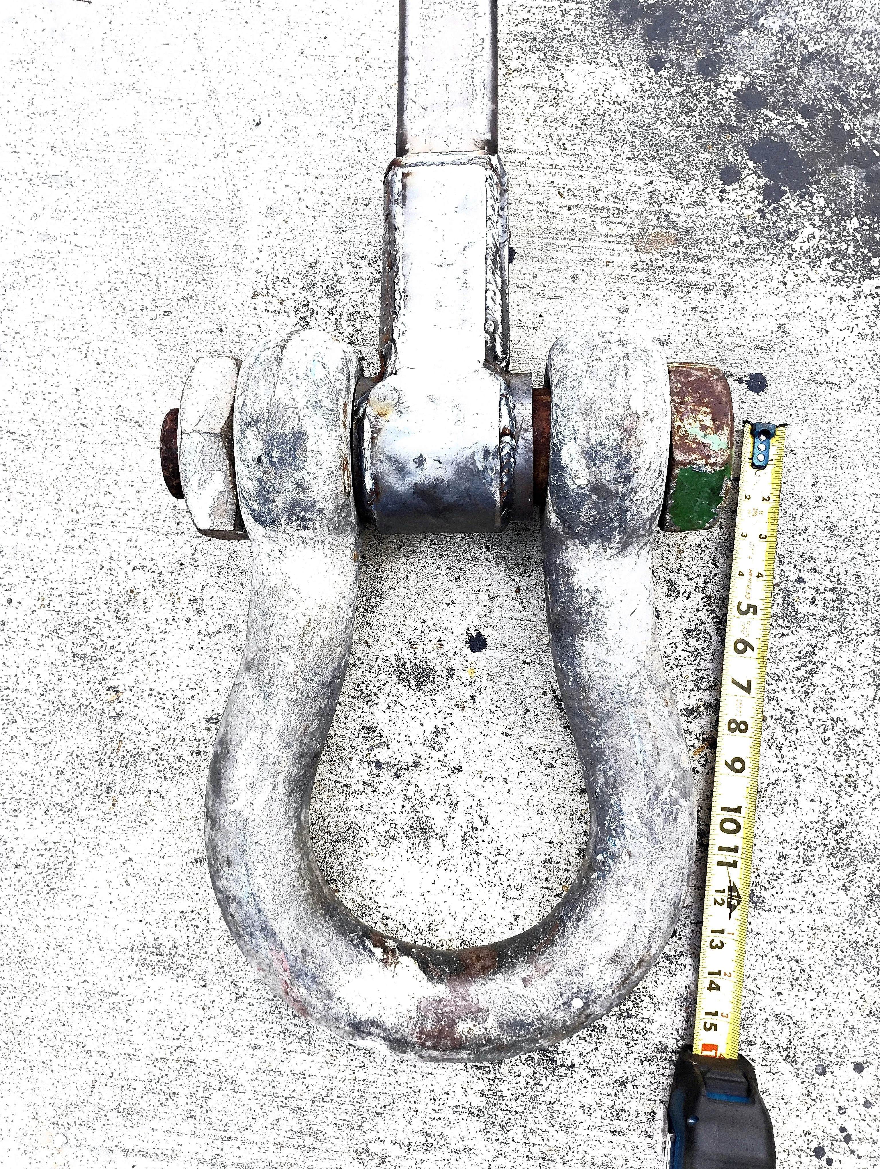 Heavy duty custom metal shackle fabrication