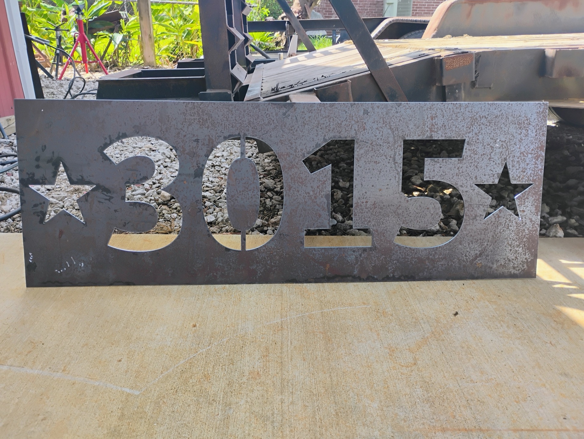 Address sign with star panel design