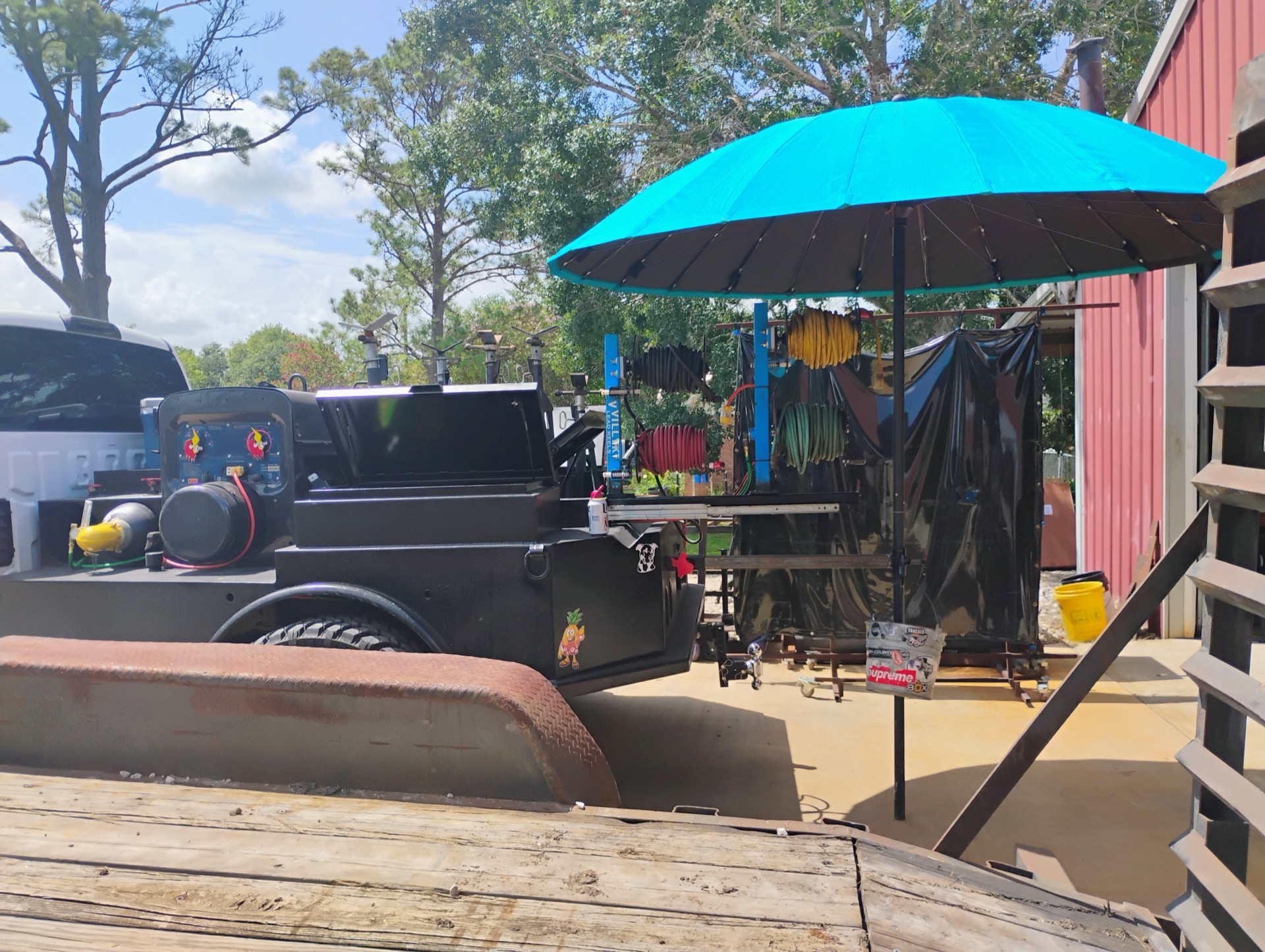 Mobile welding rig truck setup
